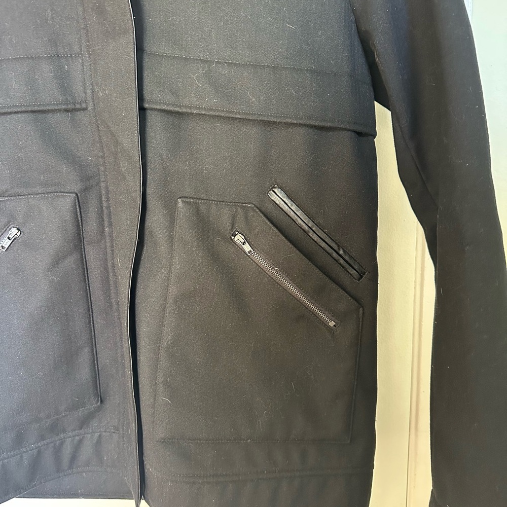 Fabletics Women’s Jacket - Picture 4 of 4